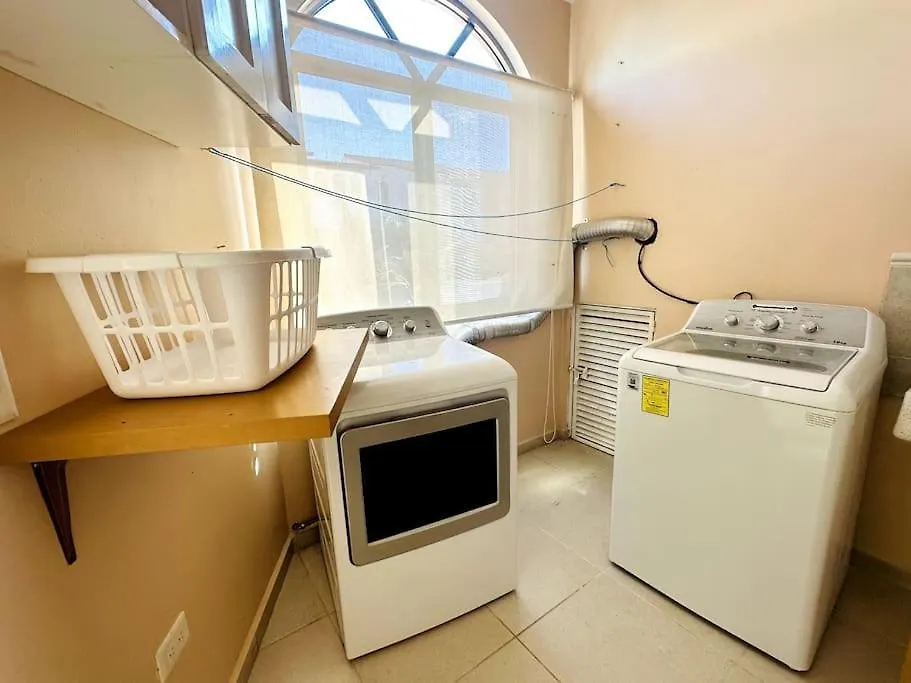 펜션 신데 델 카르멘 Hermosa Casa En Residencial Marbella 빌라